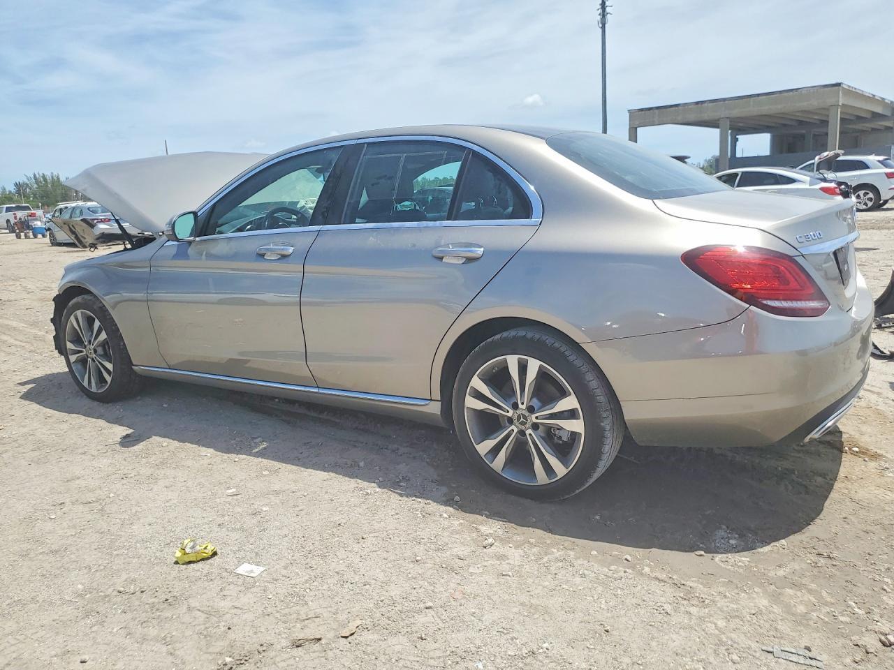 2019 Mercedes-Benz C 300 4Matic - Image 2
