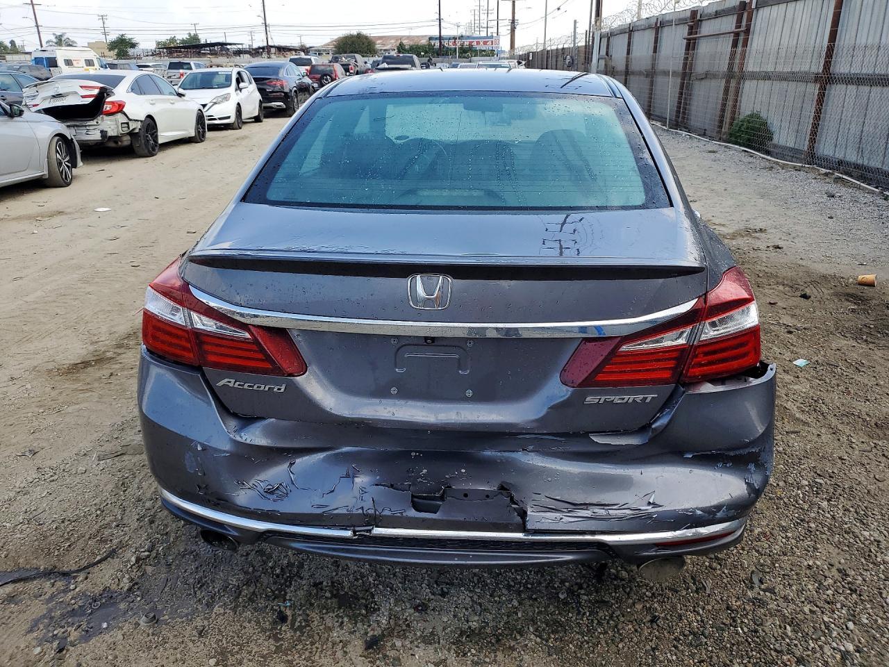 2016 Honda Accord Sport - Image 6