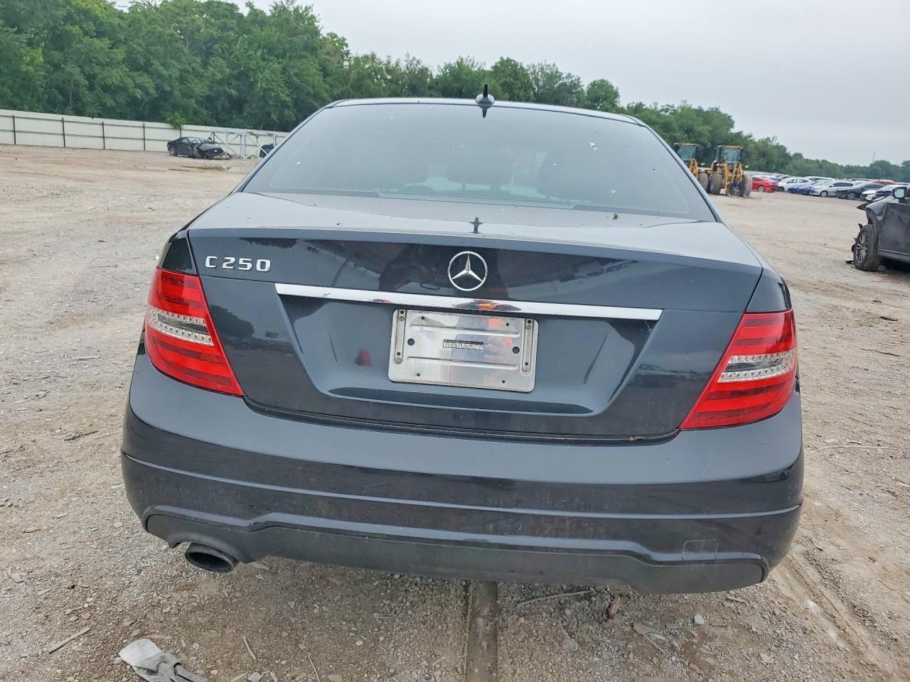 2012 Mercedes-Benz C 250 - Image 6