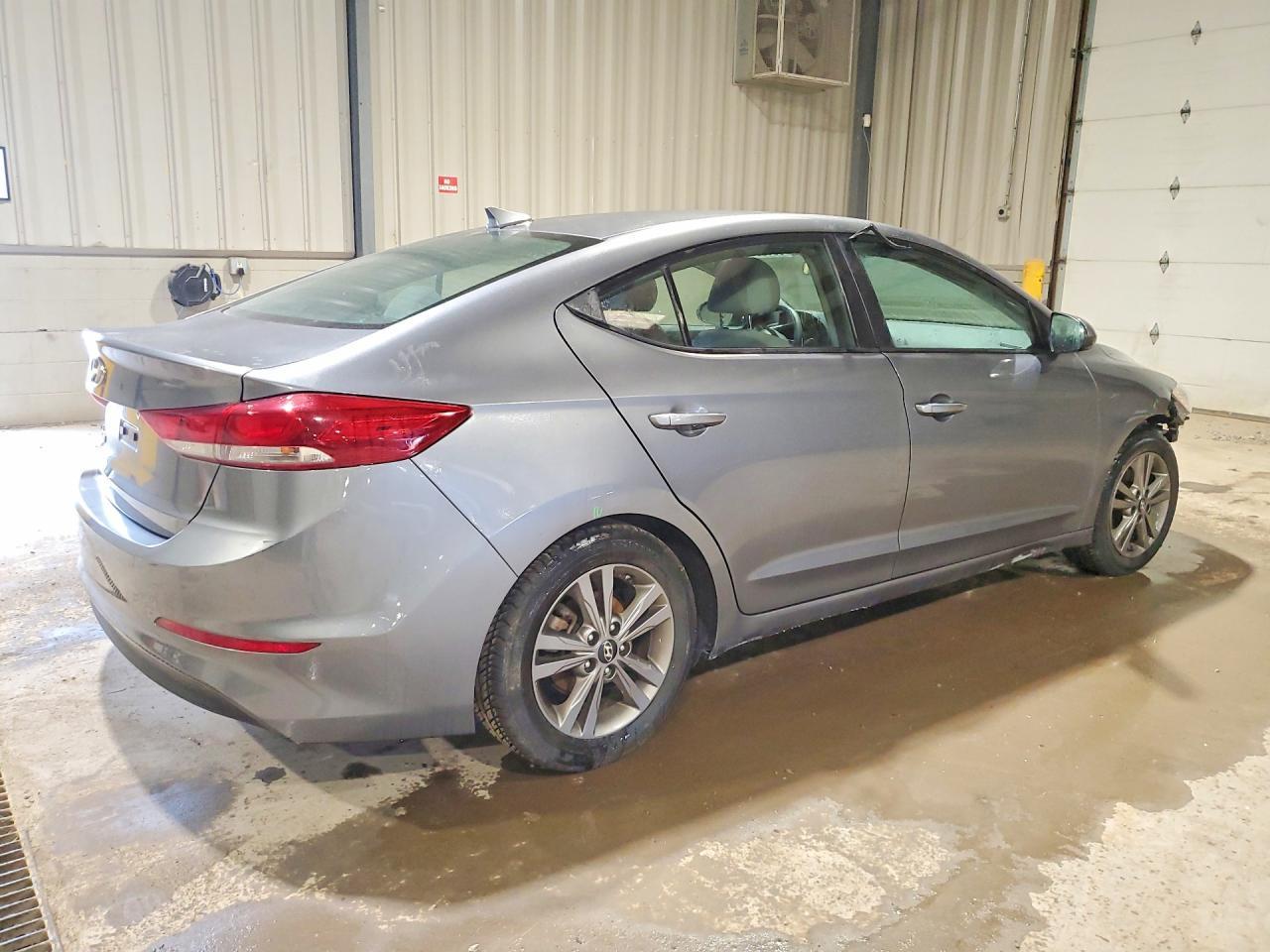 2018 Hyundai Elantra Sel - Фото 3