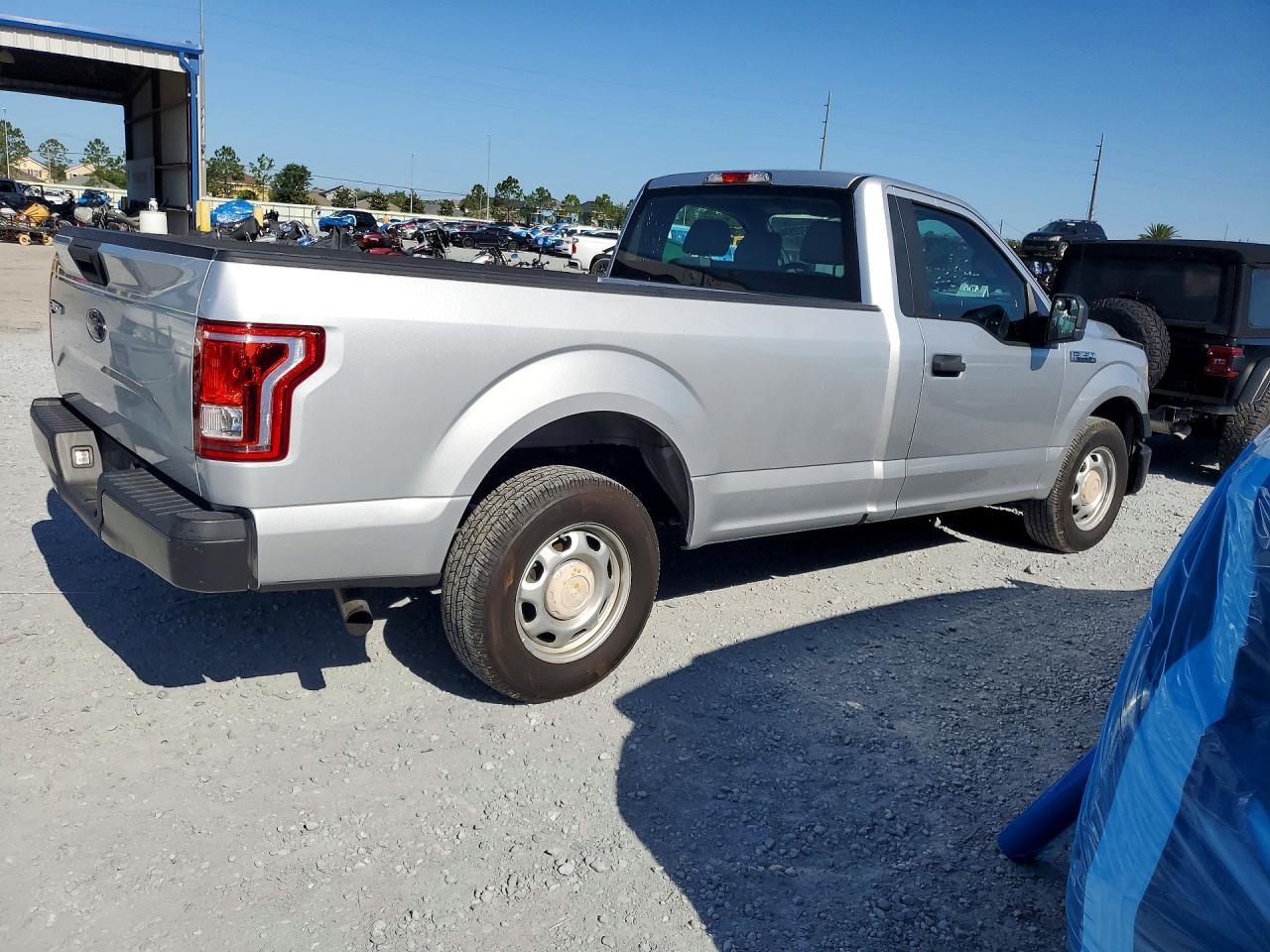 2015 Ford F150 - Фото 3