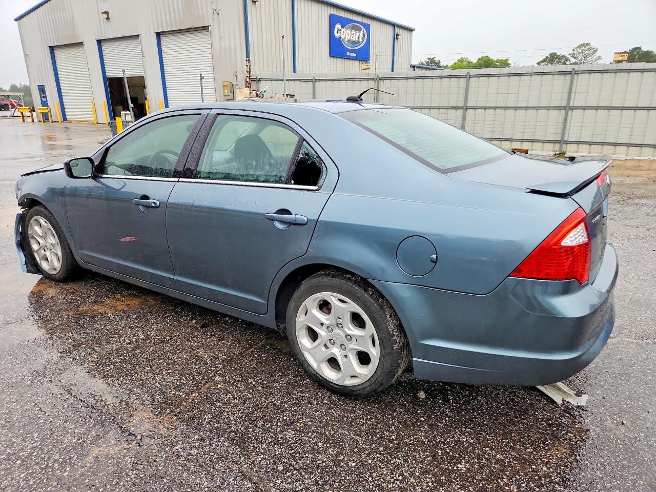 2011 Ford Fusion Se - Фото 2