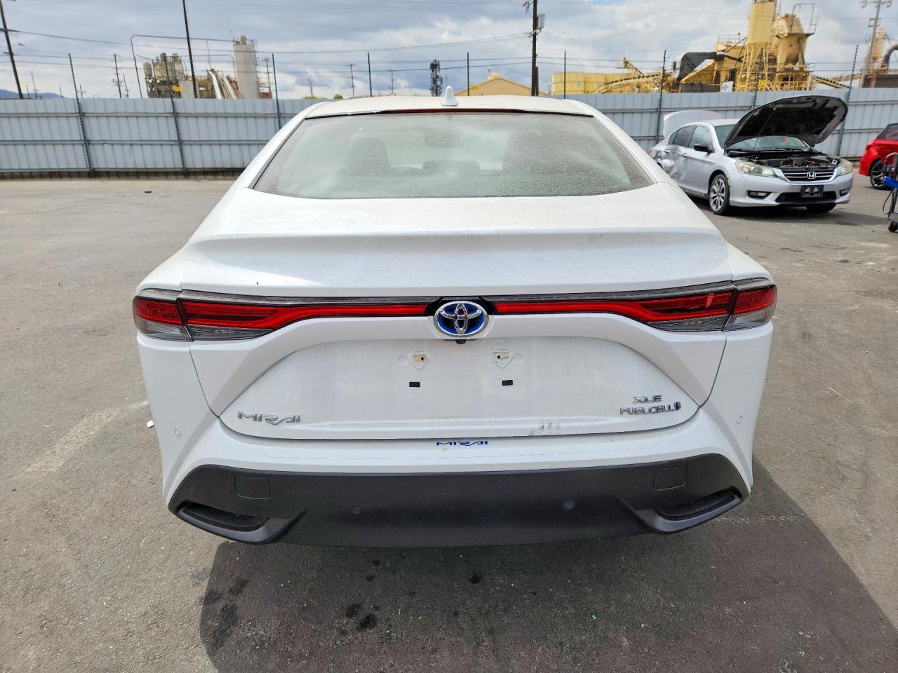 2022 Toyota Mirai Xle - Image 6
