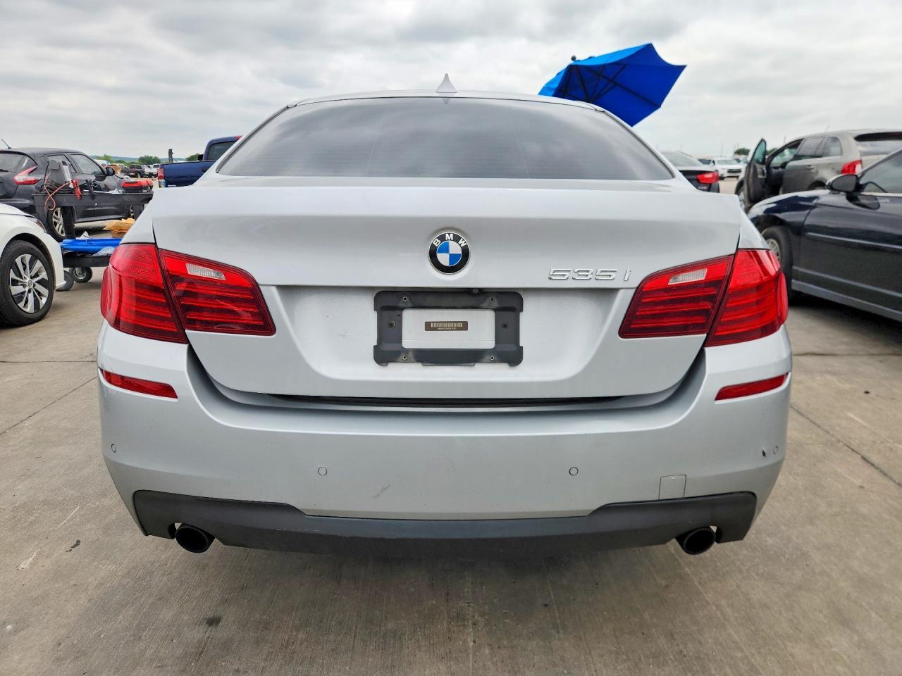 2014 BMW 535 I - Image 6