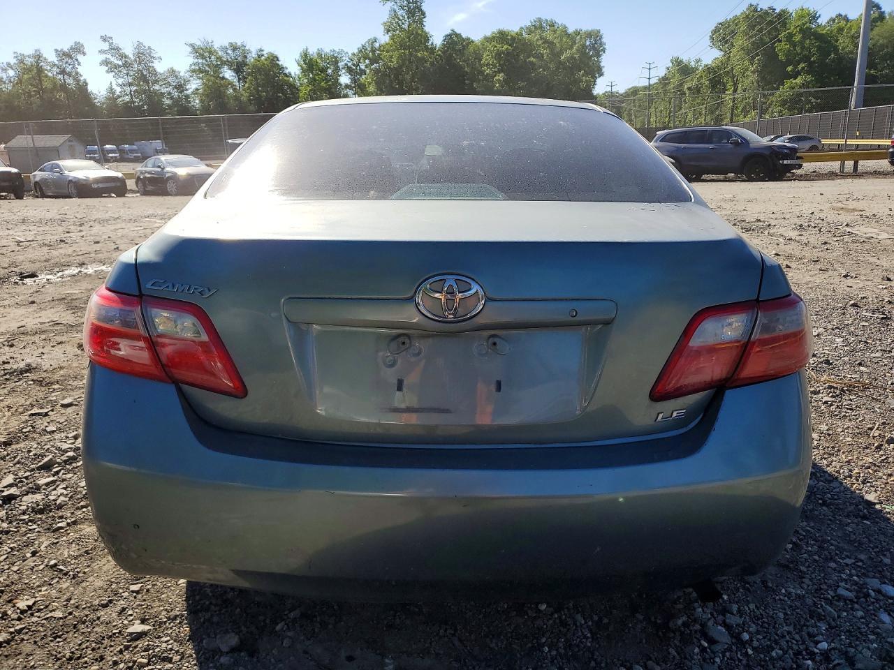 2008 Toyota Camry Le - Фото 6