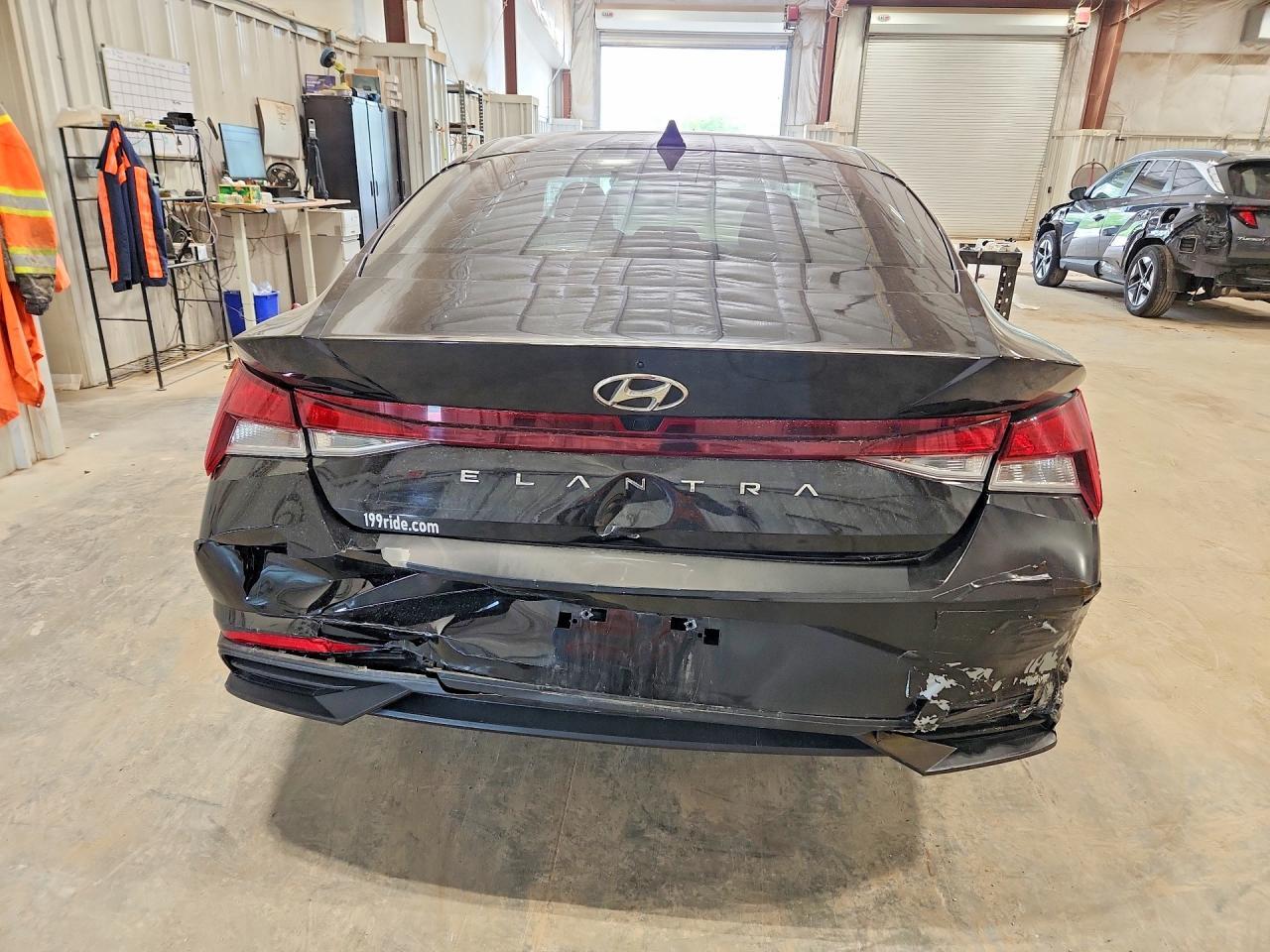 2023 Hyundai Elantra Sel - Фото 6