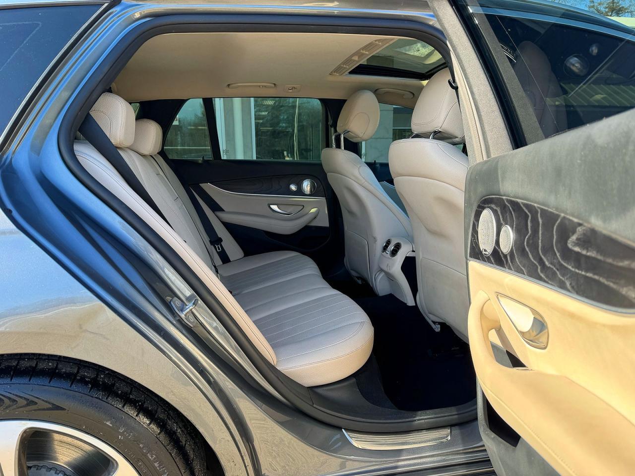 2017 Mercedes-Benz E 400 4Matic - Фото 6