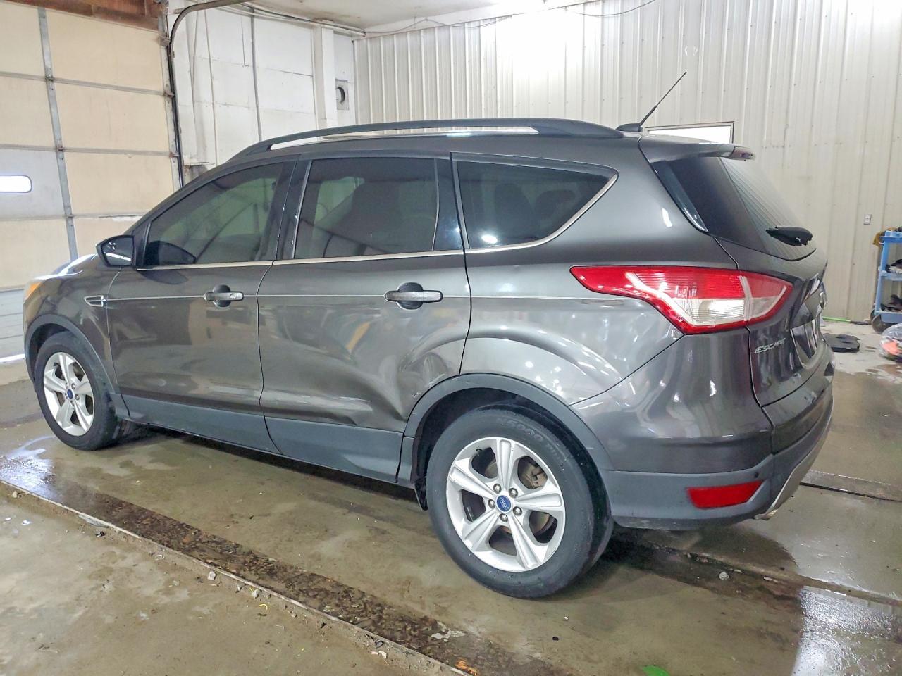 2015 Ford Escape Se - Фото 2