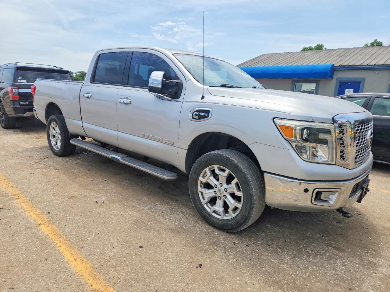 2016 Nissan Titan Xd - Фото 4