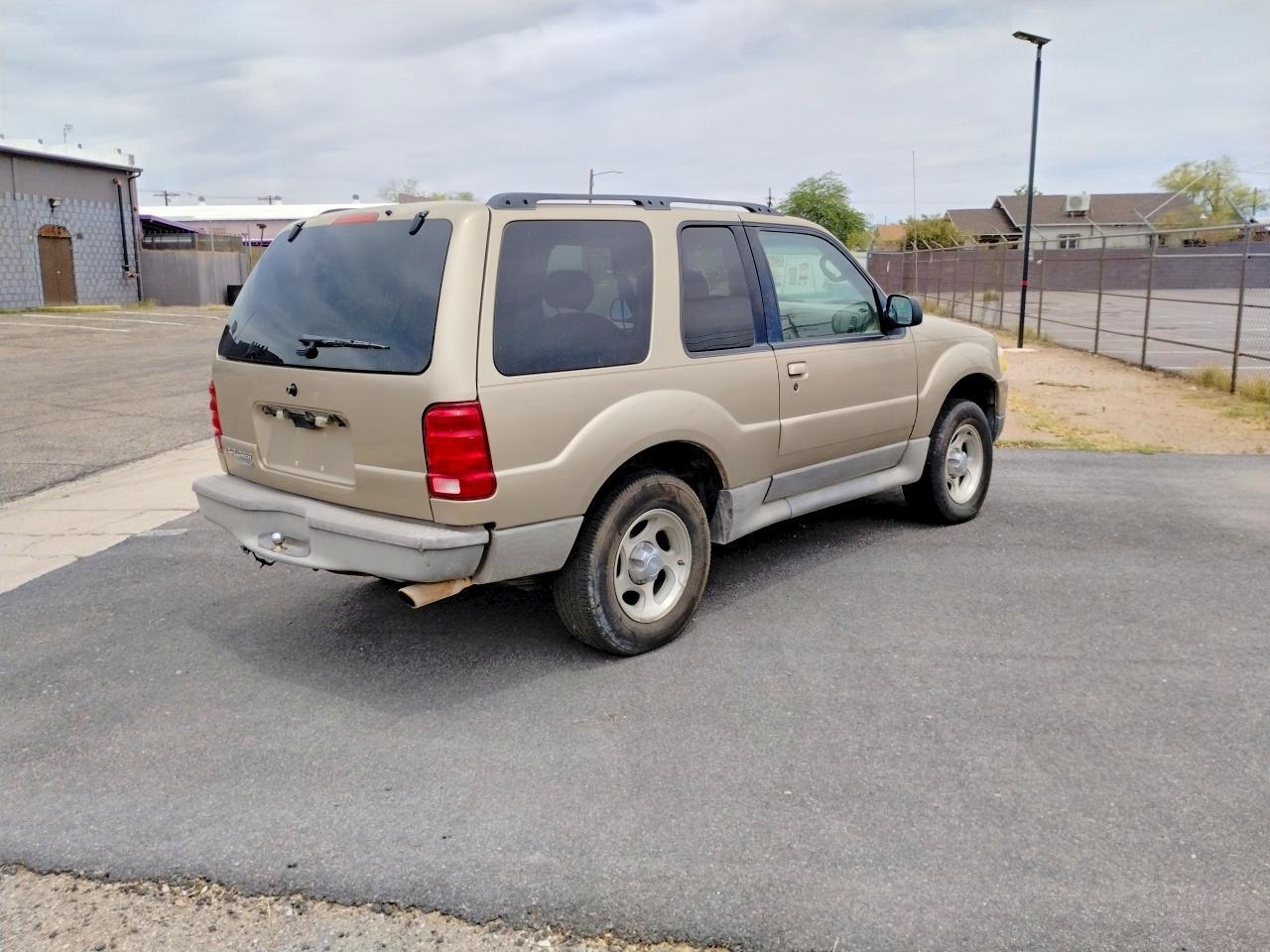 2003 Ford Explorer Sport - Image 4