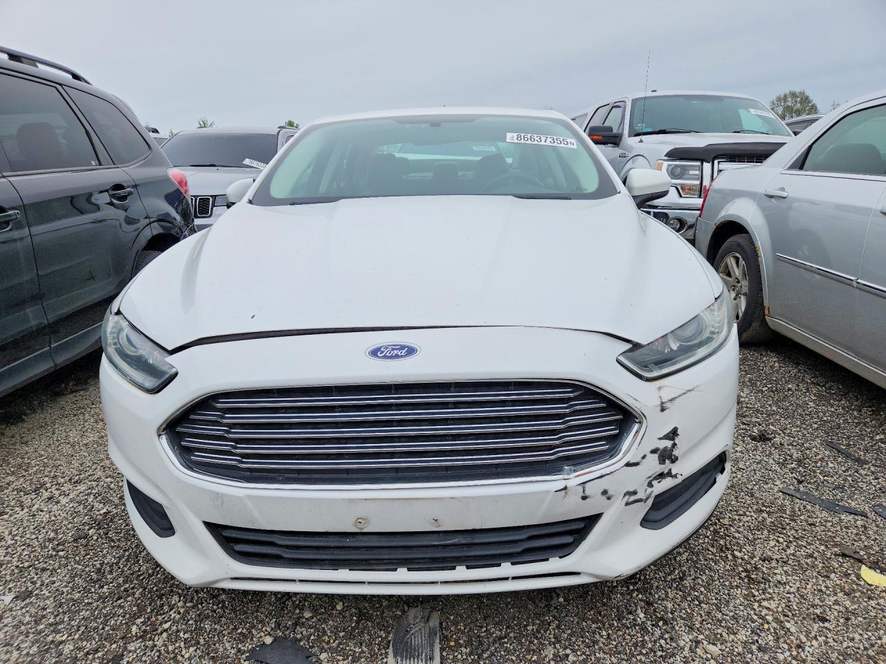 2016 Ford Fusion S - Фото 5