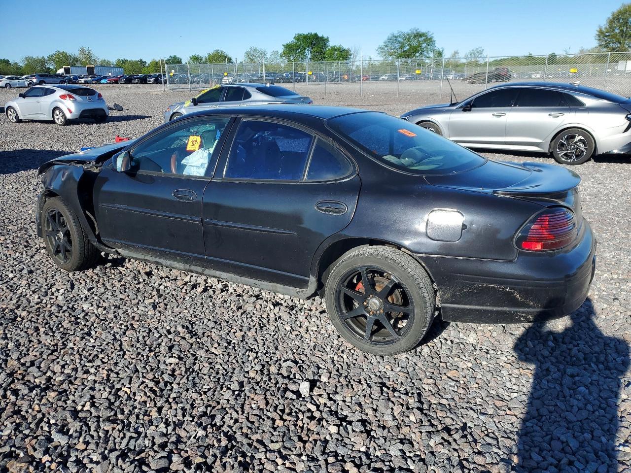 2002 Pontiac Grand Prix Se - Фото 2