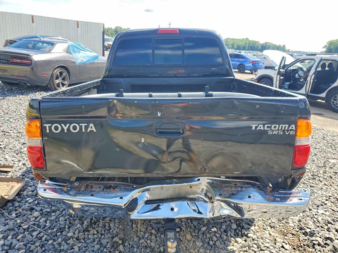 2004 Toyota Tacoma Double Cab - Image 6