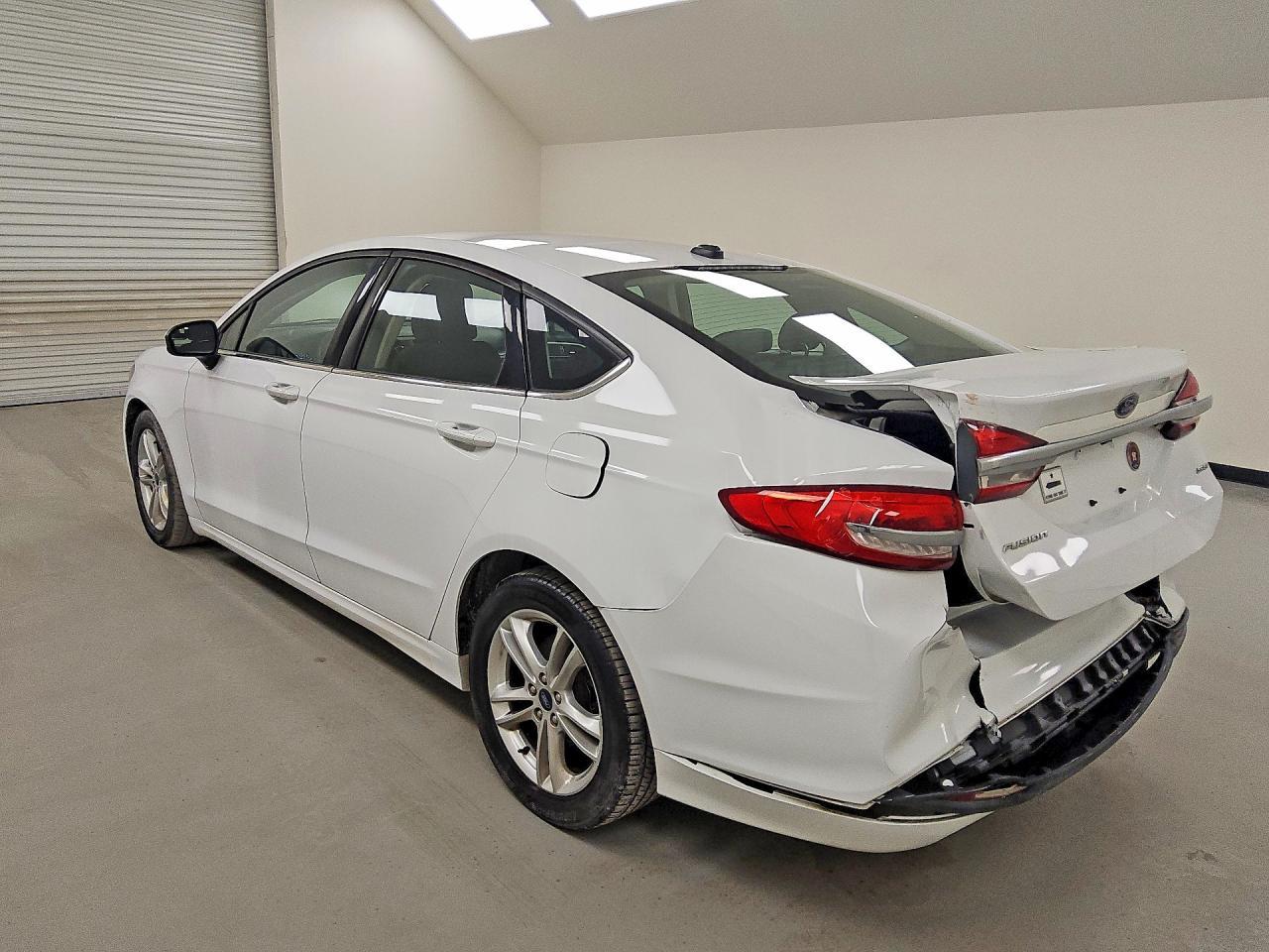 2018 Ford Fusion Se - Фото 2
