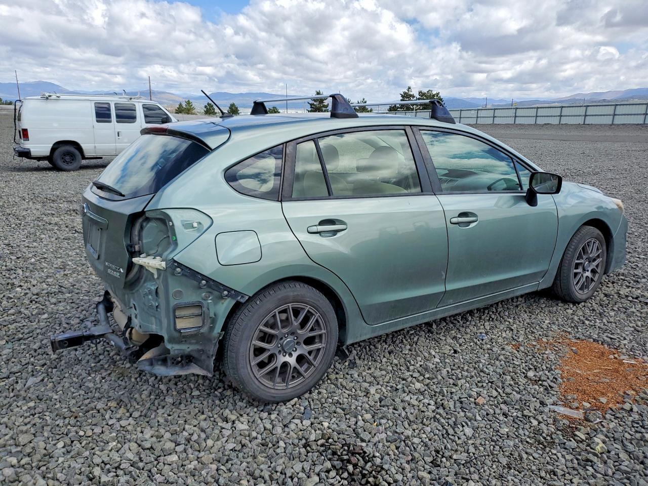 2016 Subaru Impreza Premium - Image 3