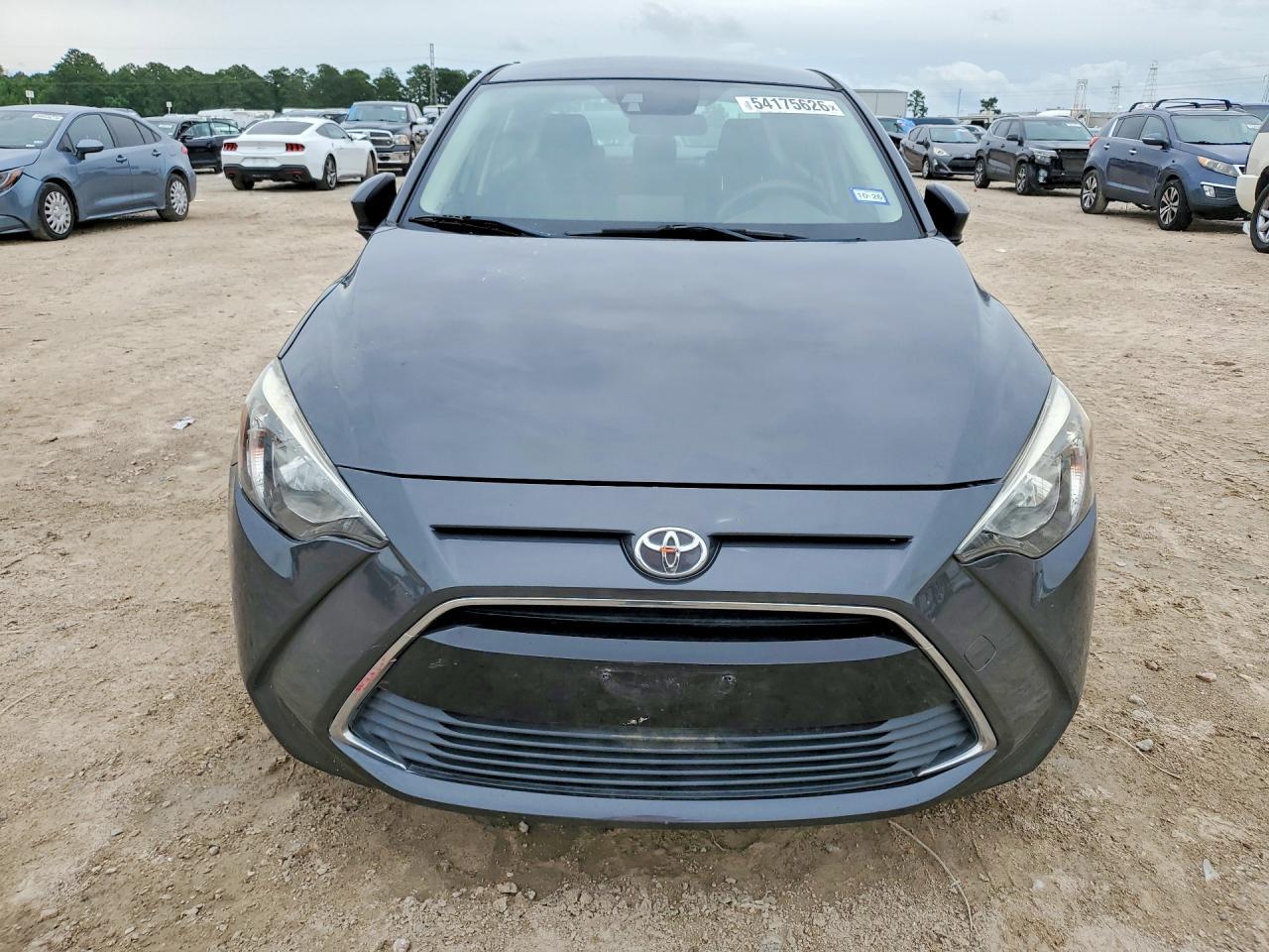 2017 Toyota Yaris Ia Base - Image 5