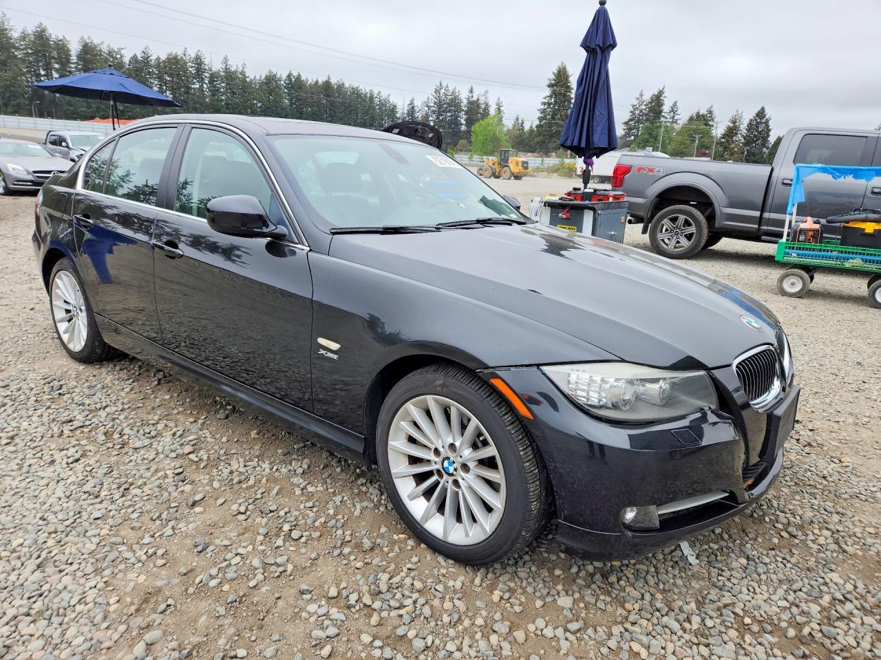 2011 BMW 335 Xi - Фото 4