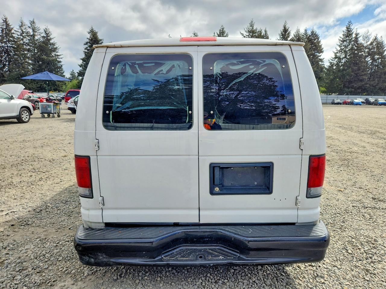 2012 Ford Econoline E150 Van - Фото 6