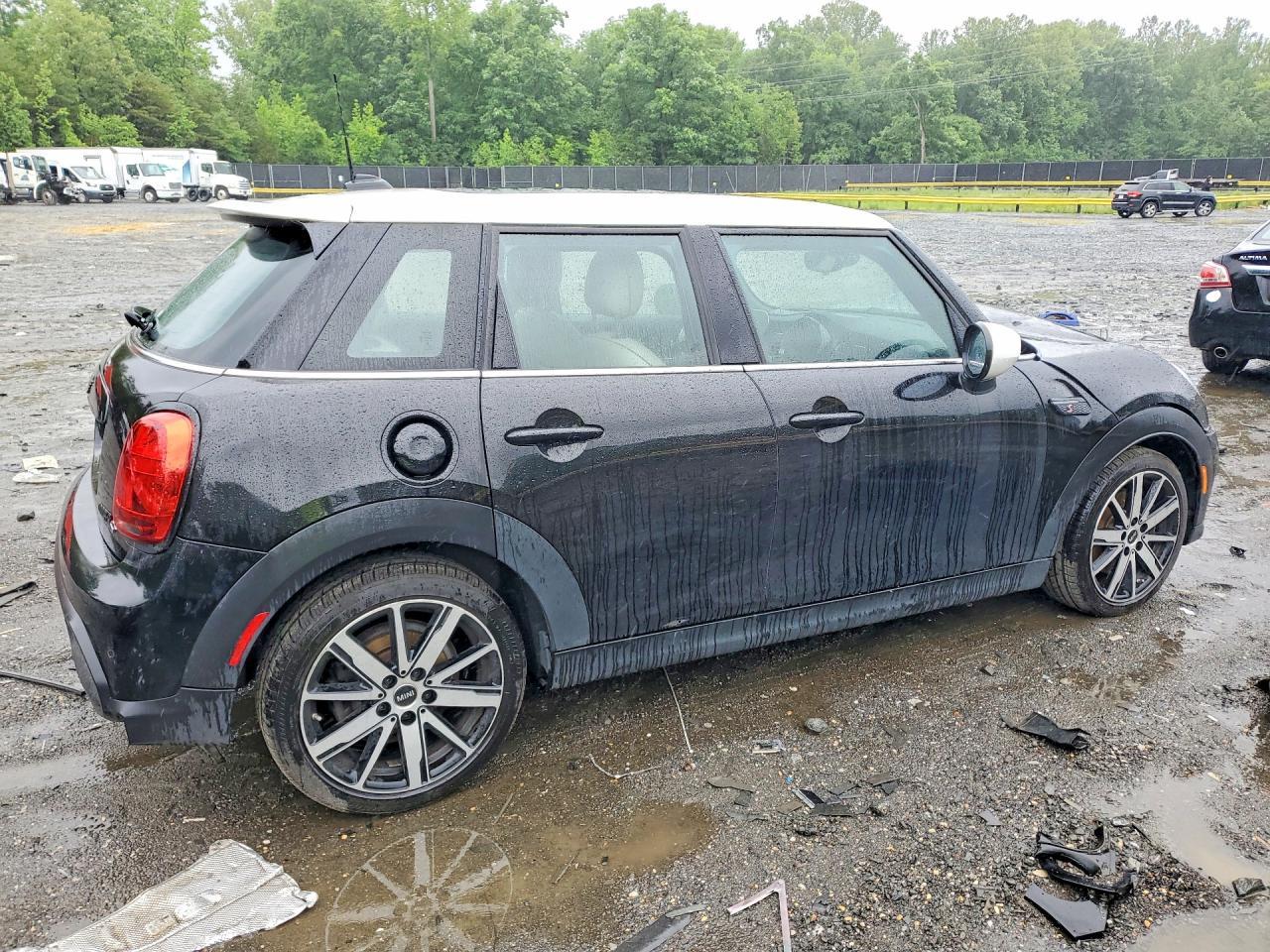 2022 Mini Cooper S - Фото 3