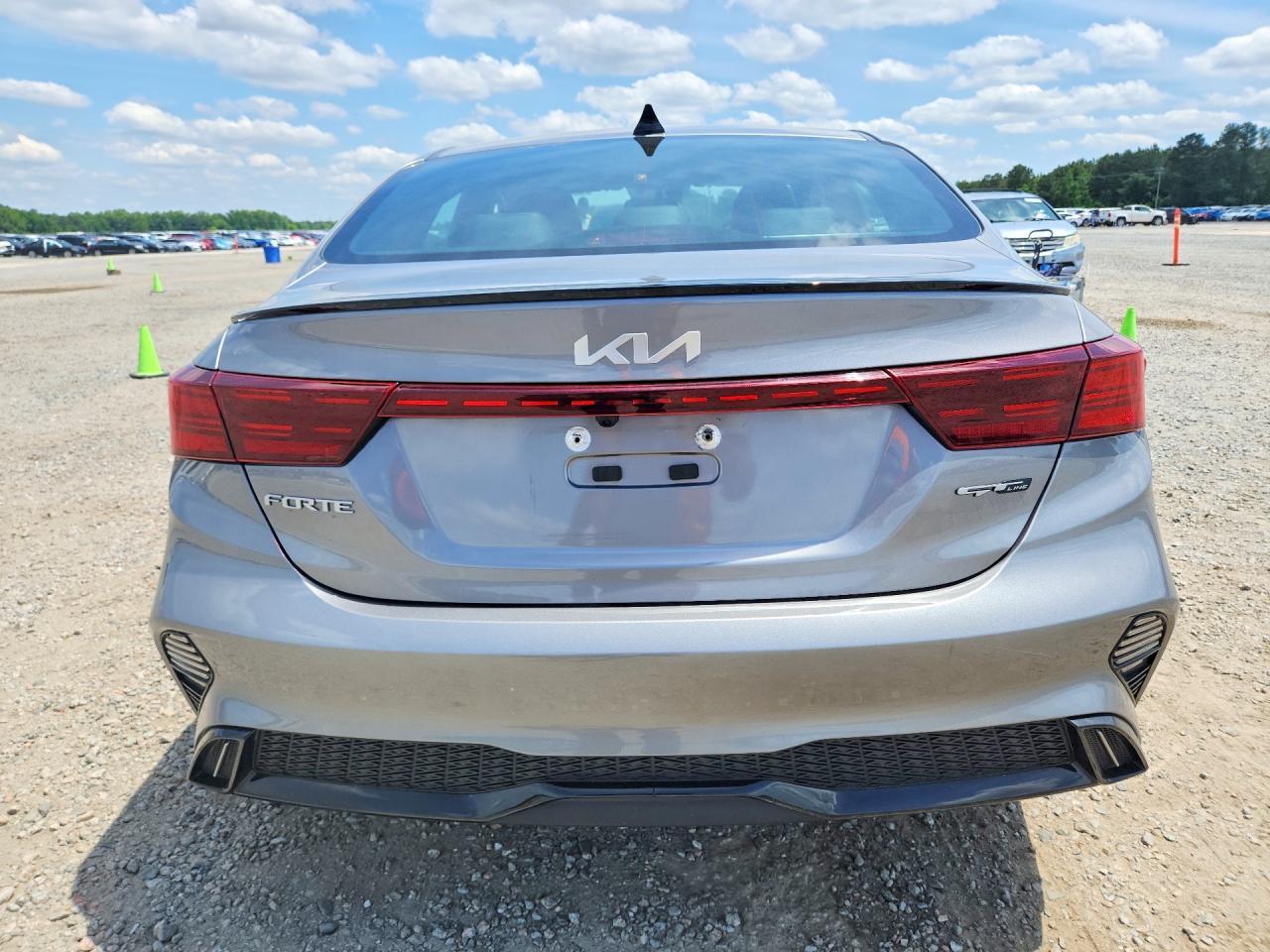 2023 Kia Forte Gt Line - Фото 6