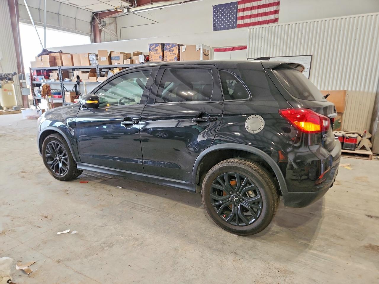 2019 Mitsubishi Outlander Sport Es - Фото 2