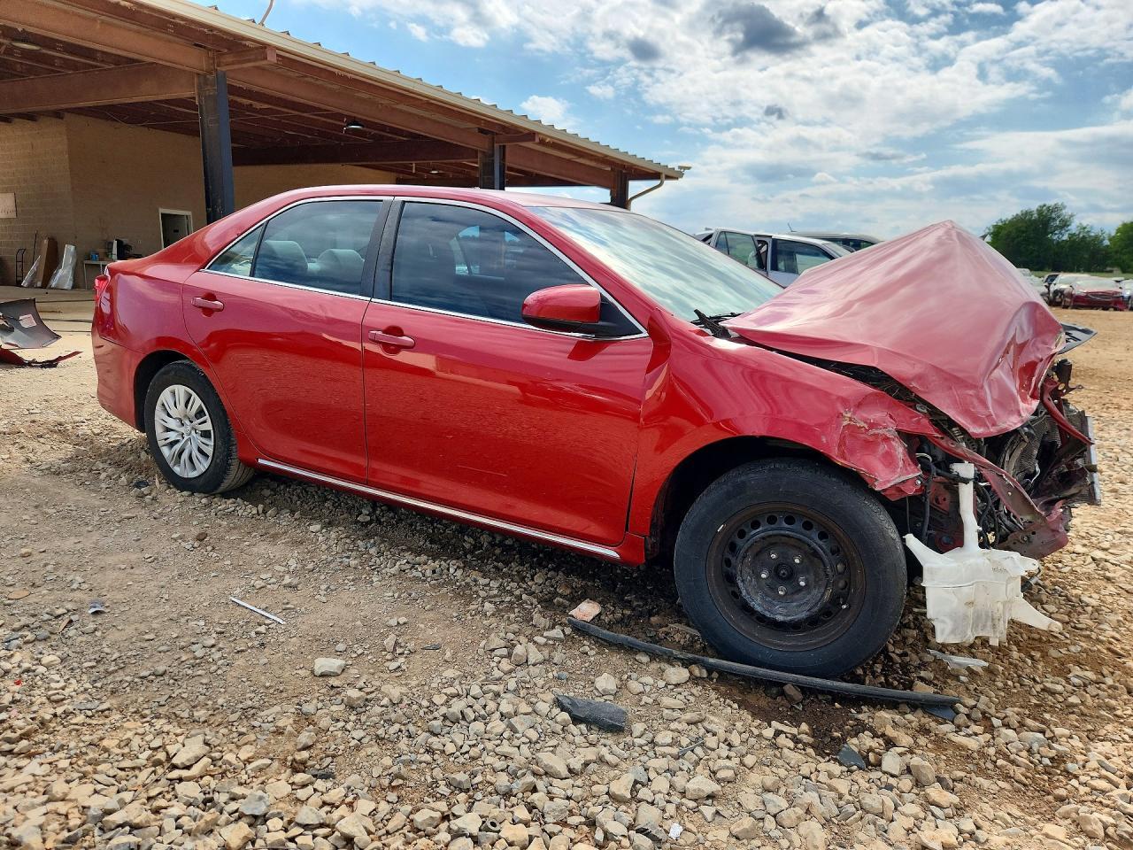 2012 Toyota Camry Le - Фото 4