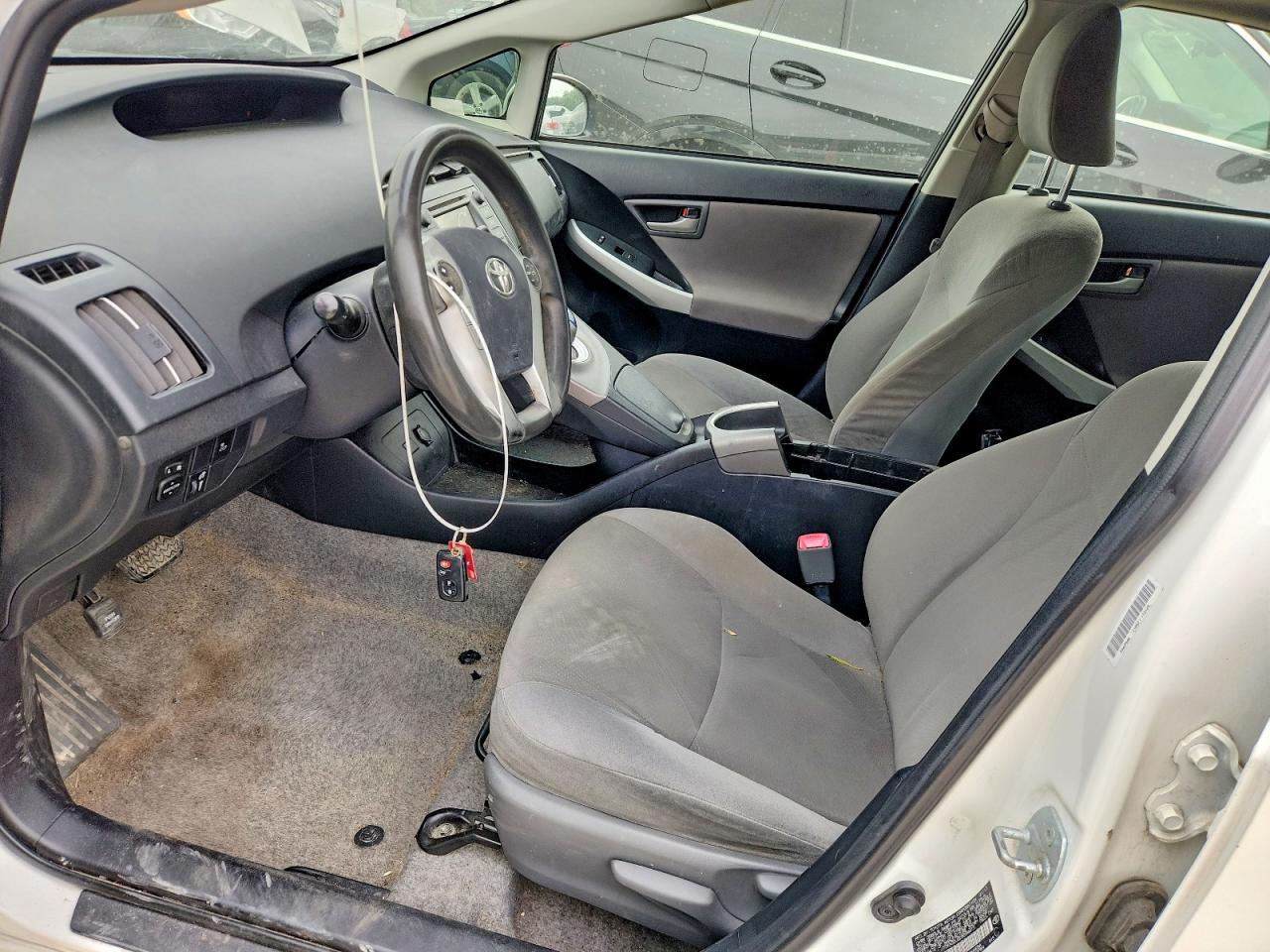 2013 Toyota Prius Three - Фото 7
