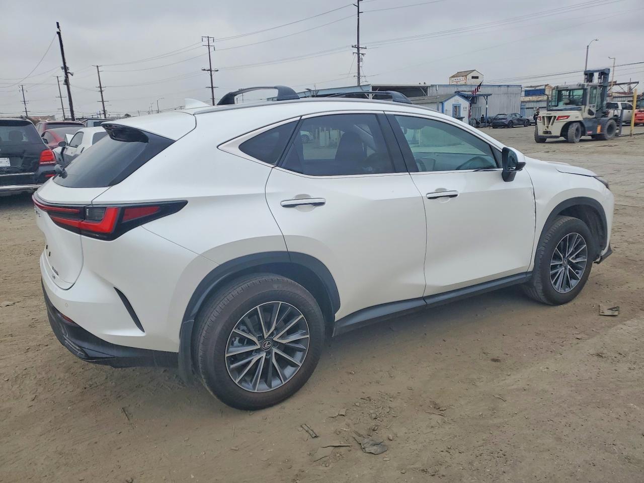 2025 Lexus Nx 350H Premium - Фото 3
