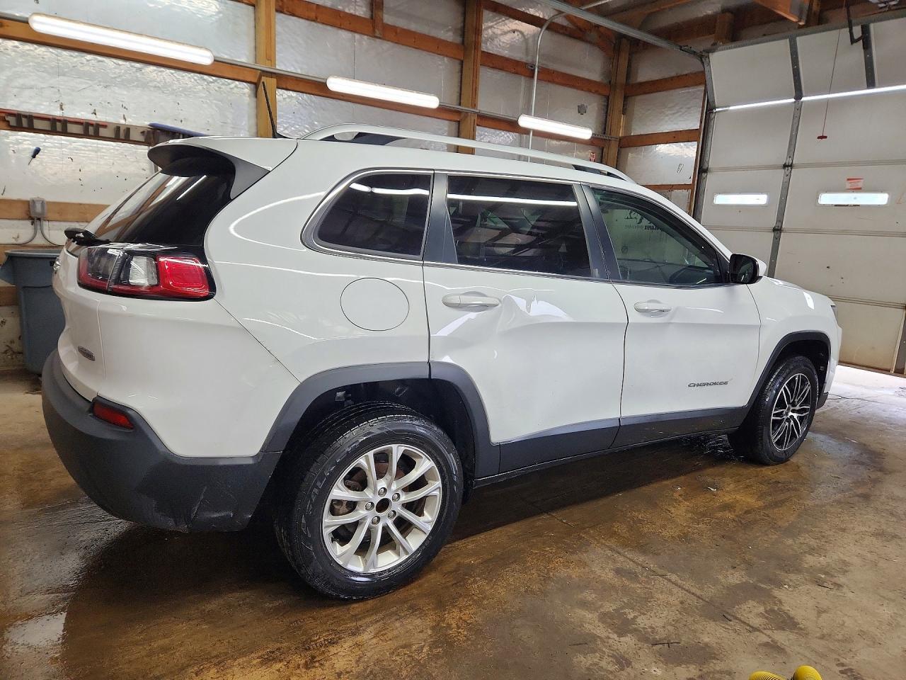2019 Jeep Cherokee Latitude - Фото 3