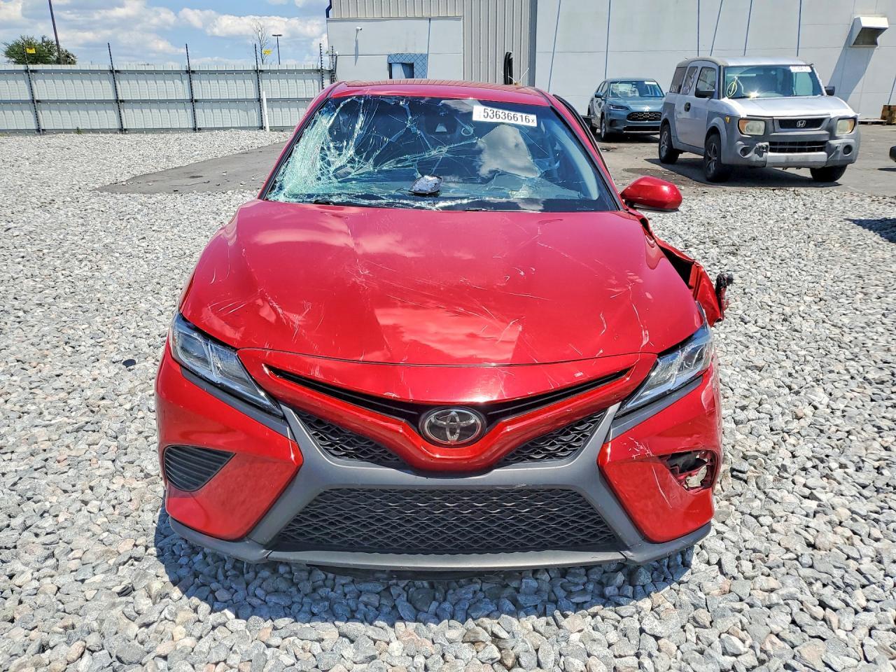 2020 Toyota Camry - Фото 5