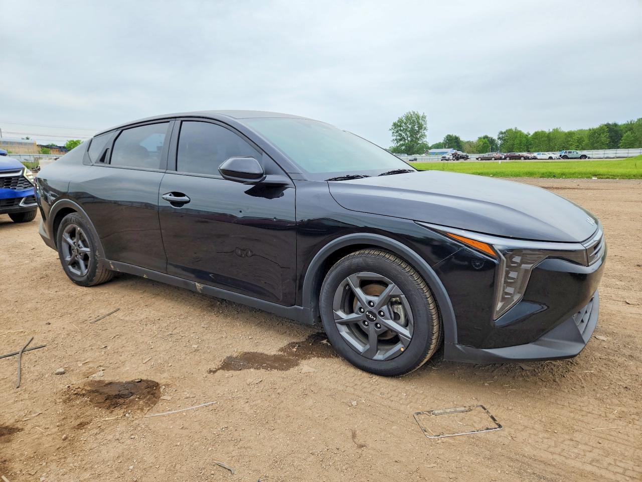 2025 Kia K4 Lxs - Image 4