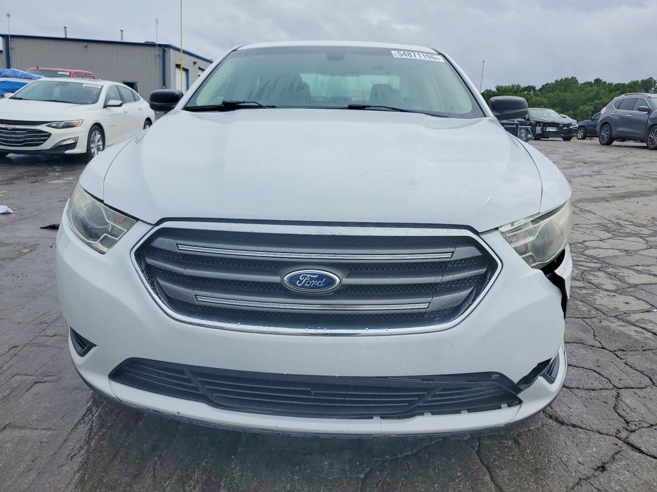 2013 Ford Taurus Se - Фото 5