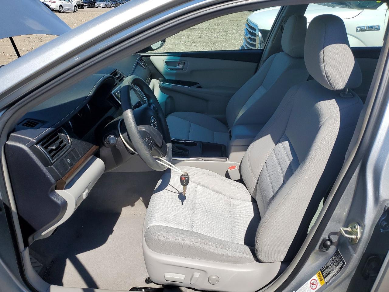 2016 Toyota Camry Le - Image 7