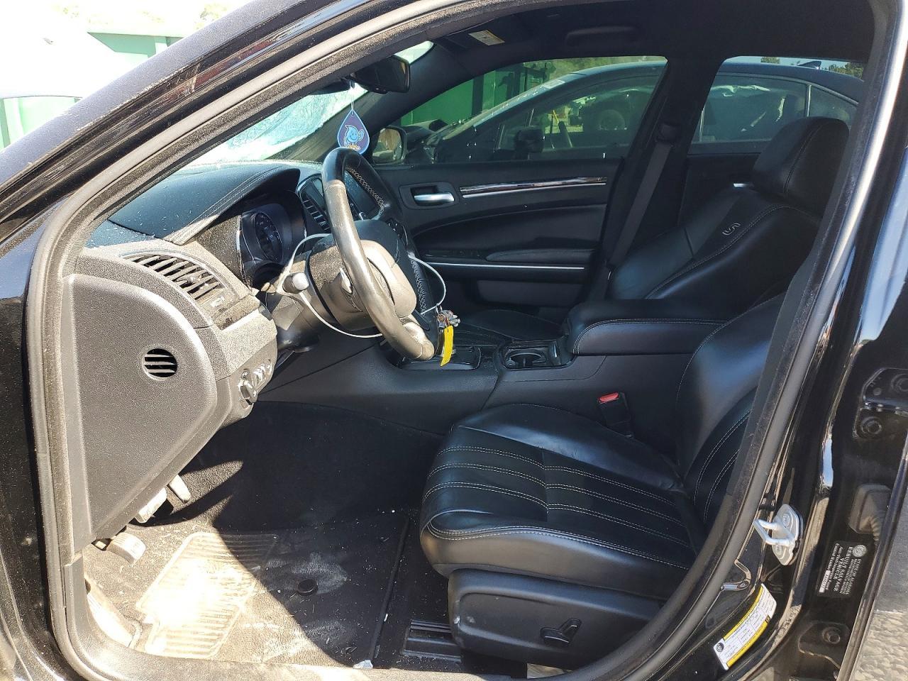 2019 Chrysler 300 S - Image 7