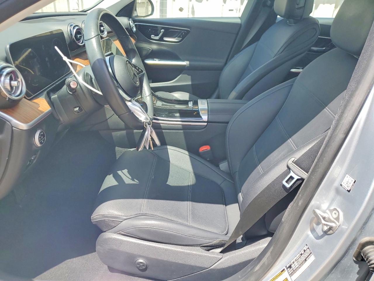 2023 Mercedes-Benz C 300 - Image 7