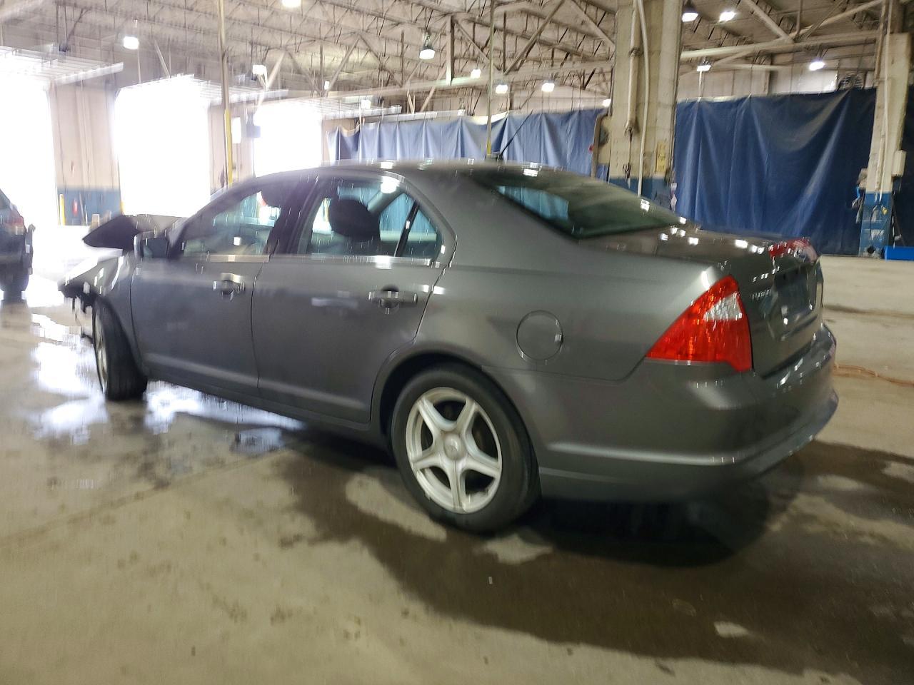 2011 Ford Fusion Se - Фото 2