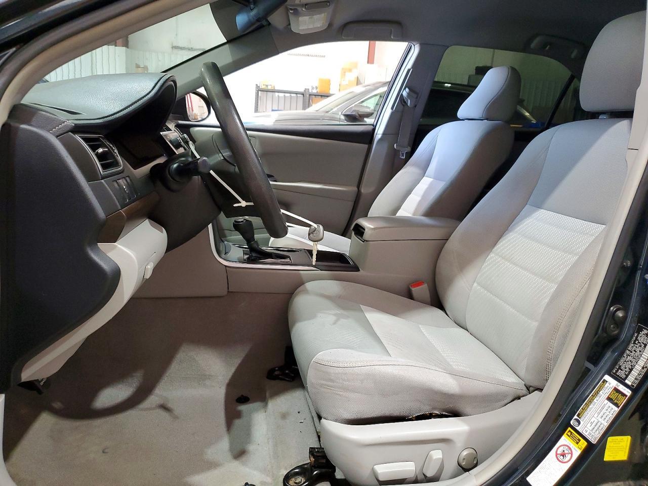2016 Toyota Camry Le - Фото 7