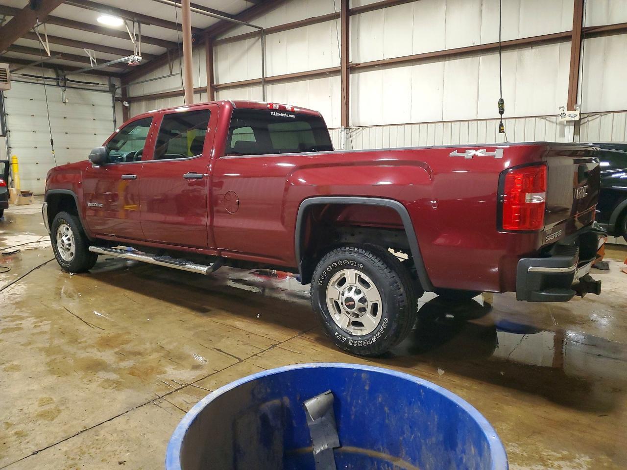 2015 GMC Sierra K2500 Heavy Duty - Фото 2