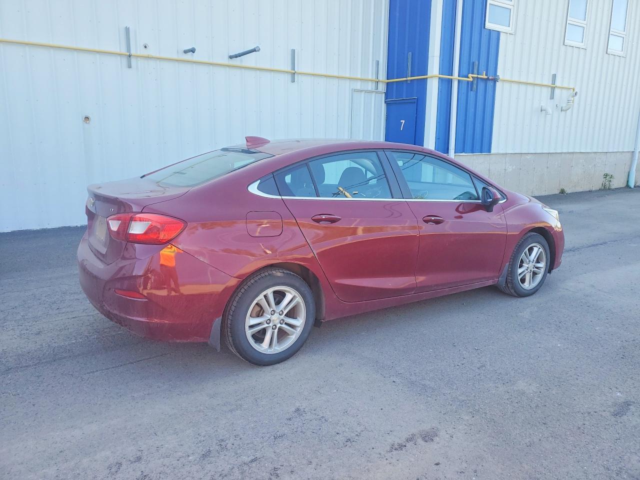 2018 Chevrolet Cruze Lt - Фото 3