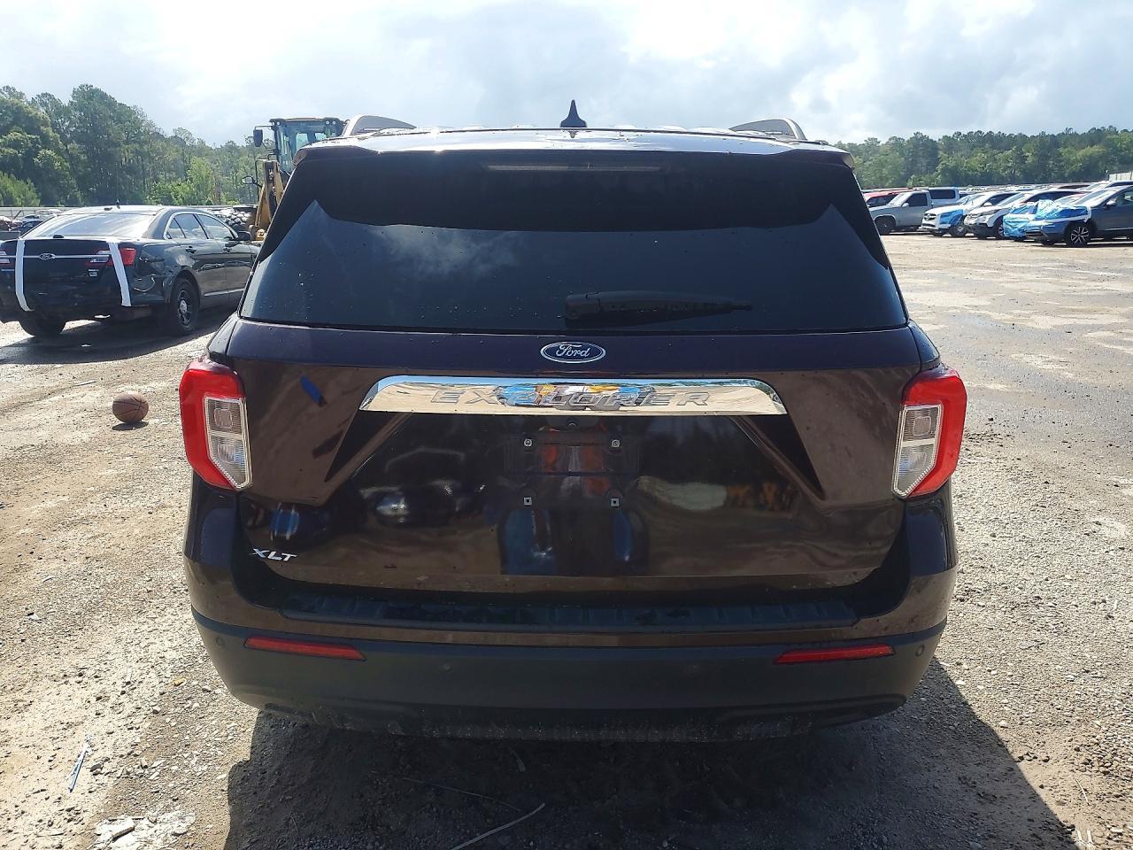 2023 Ford Explorer Xlt - Фото 6
