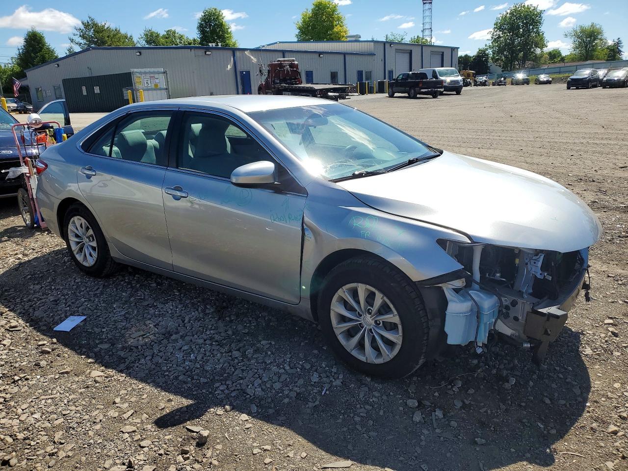 2016 Toyota Camry Le - Image 4