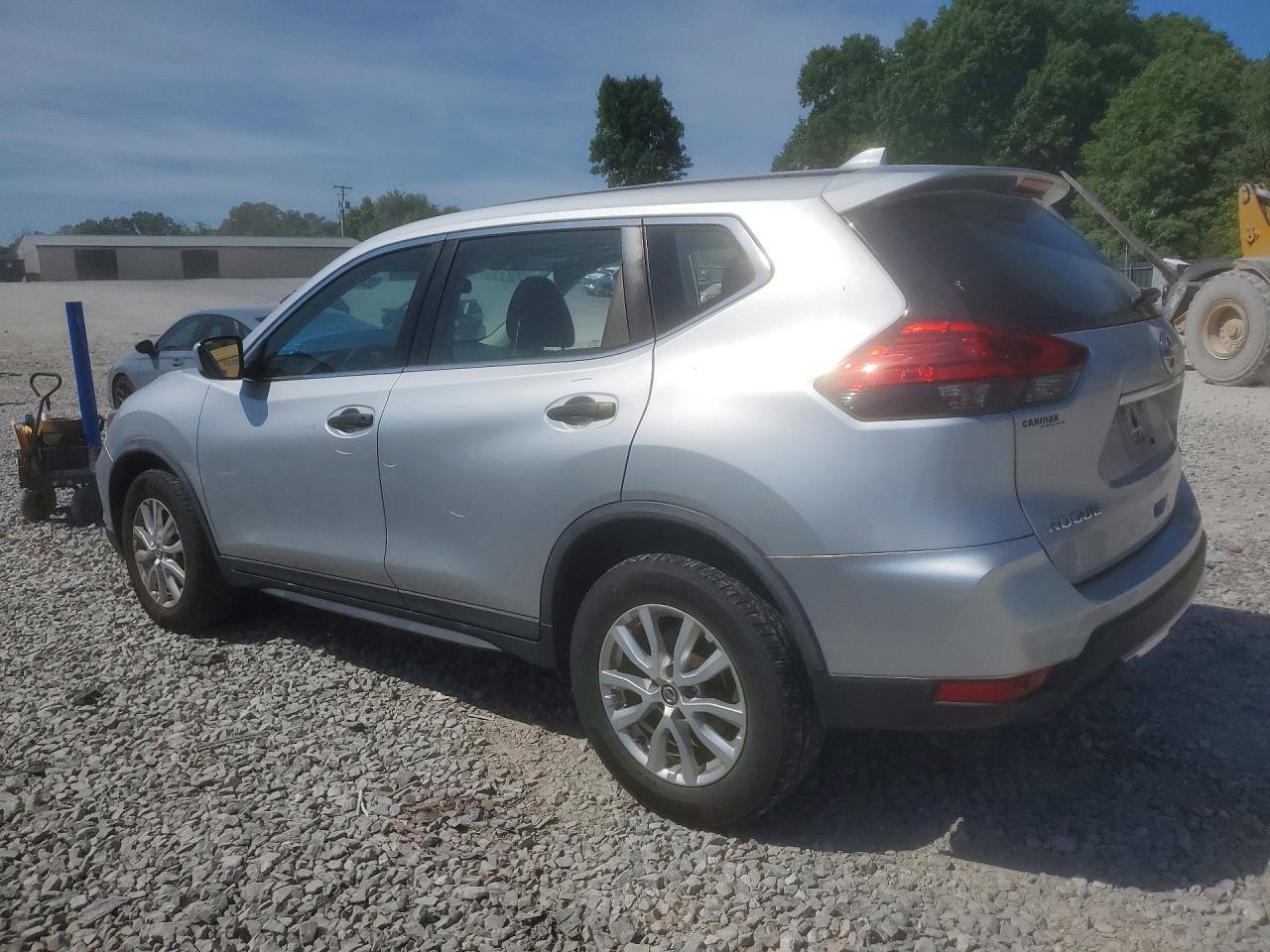 2017 Nissan Rogue S - Image 2
