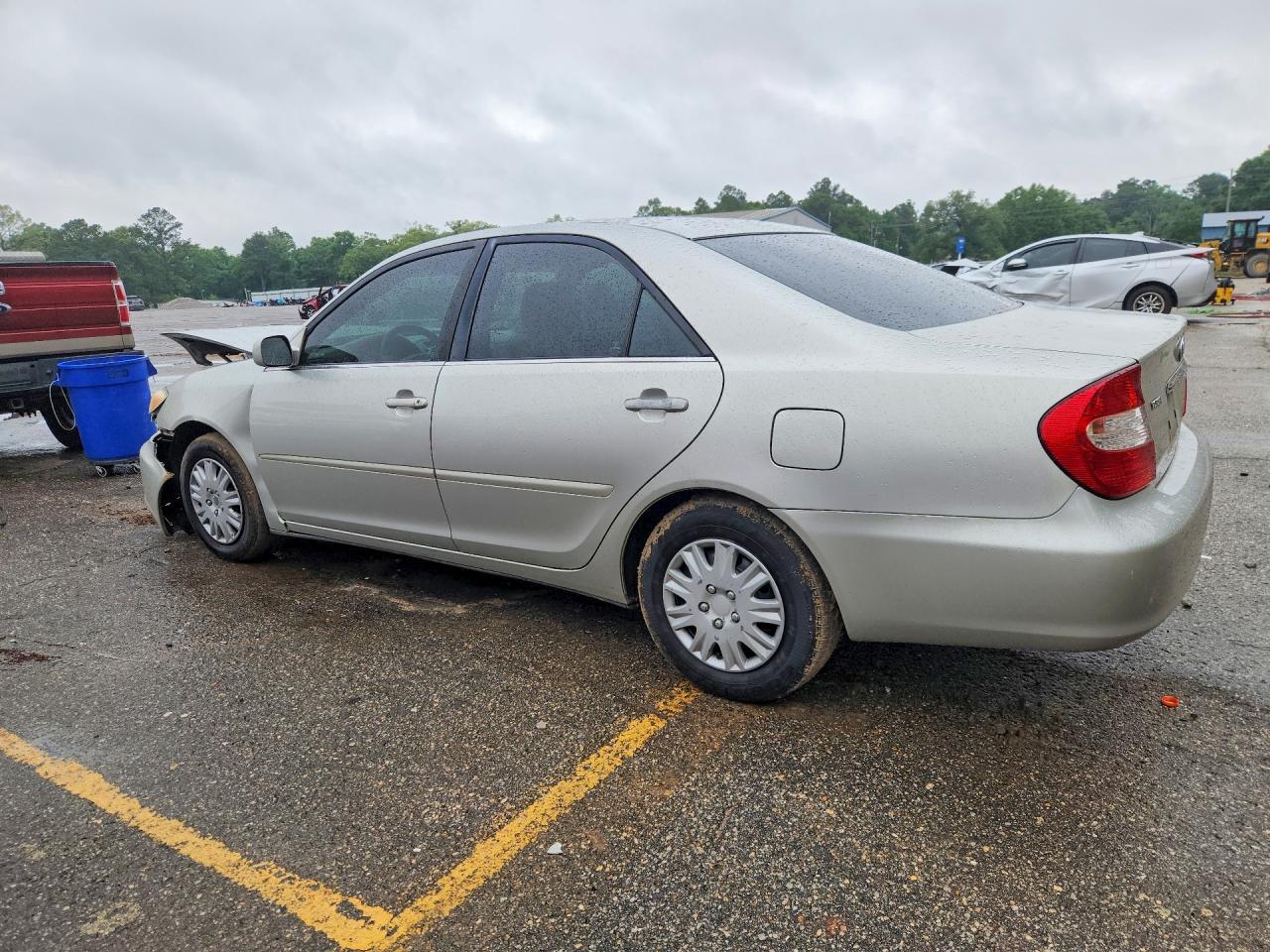 2004 Toyota Camry Le - Фото 2