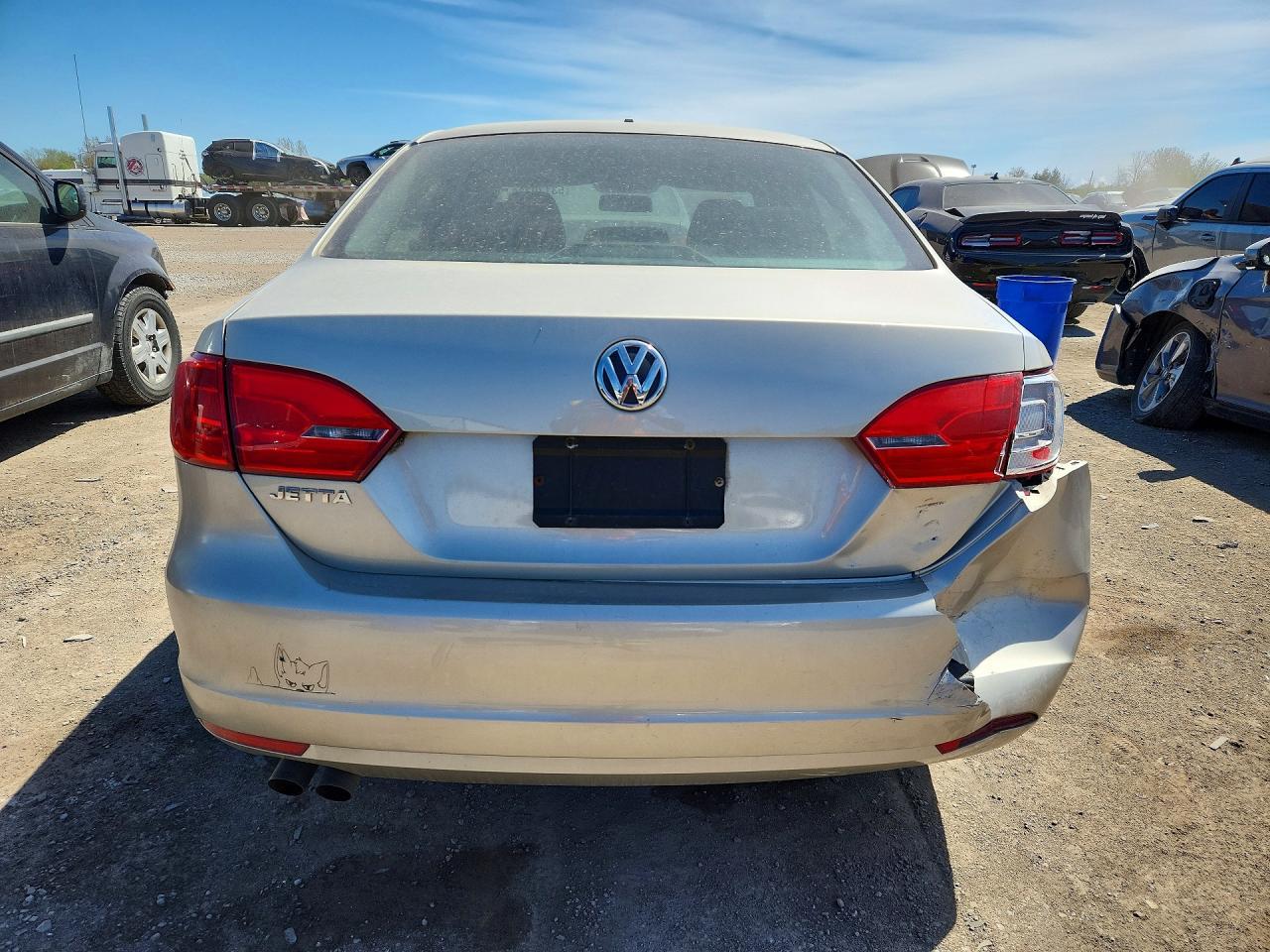 2012 Volkswagen Jetta - Image 6