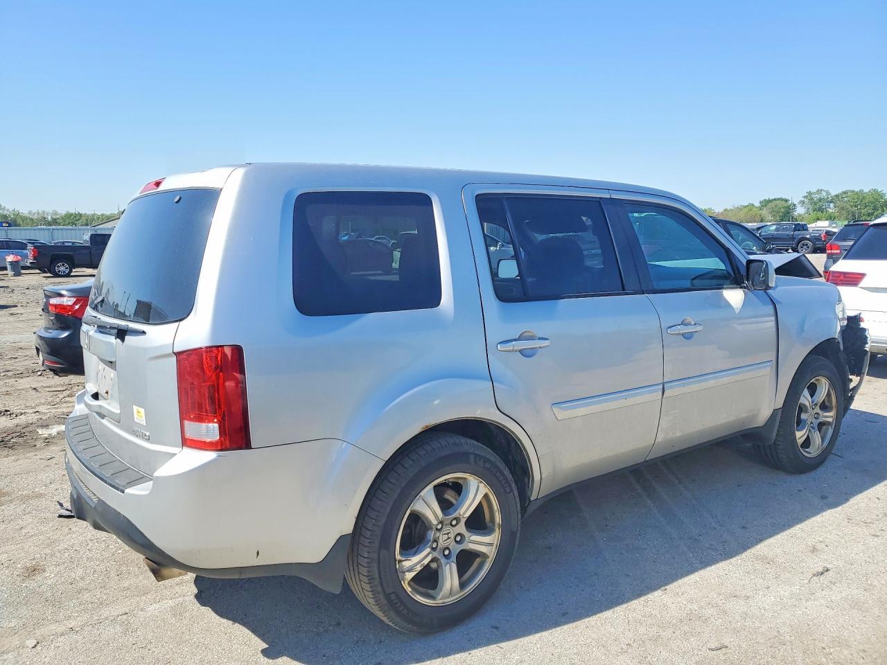 2015 Honda Pilot Ex - Image 3
