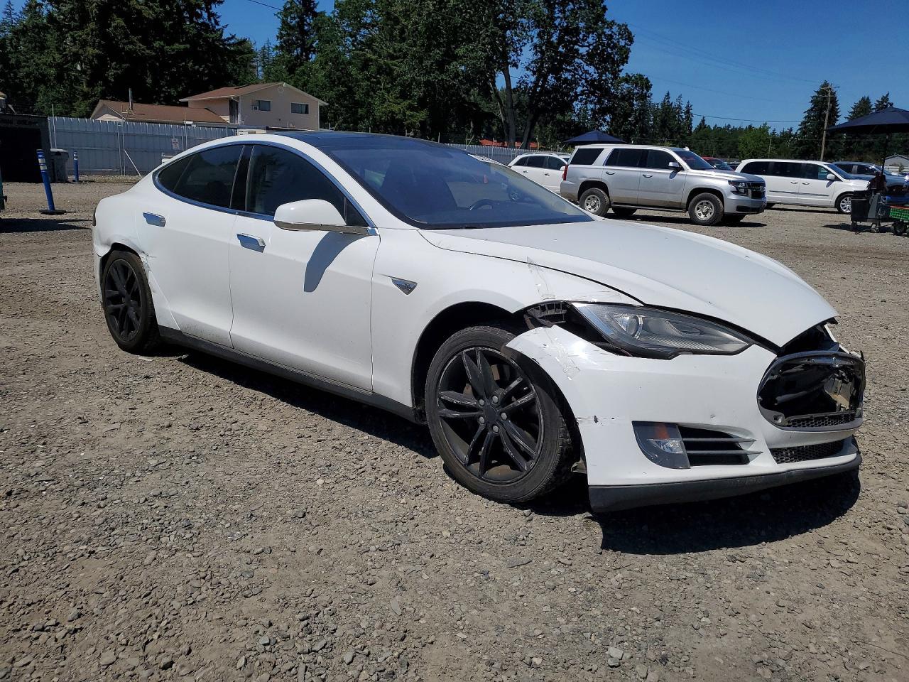 2014 Tesla Model S - Фото 4