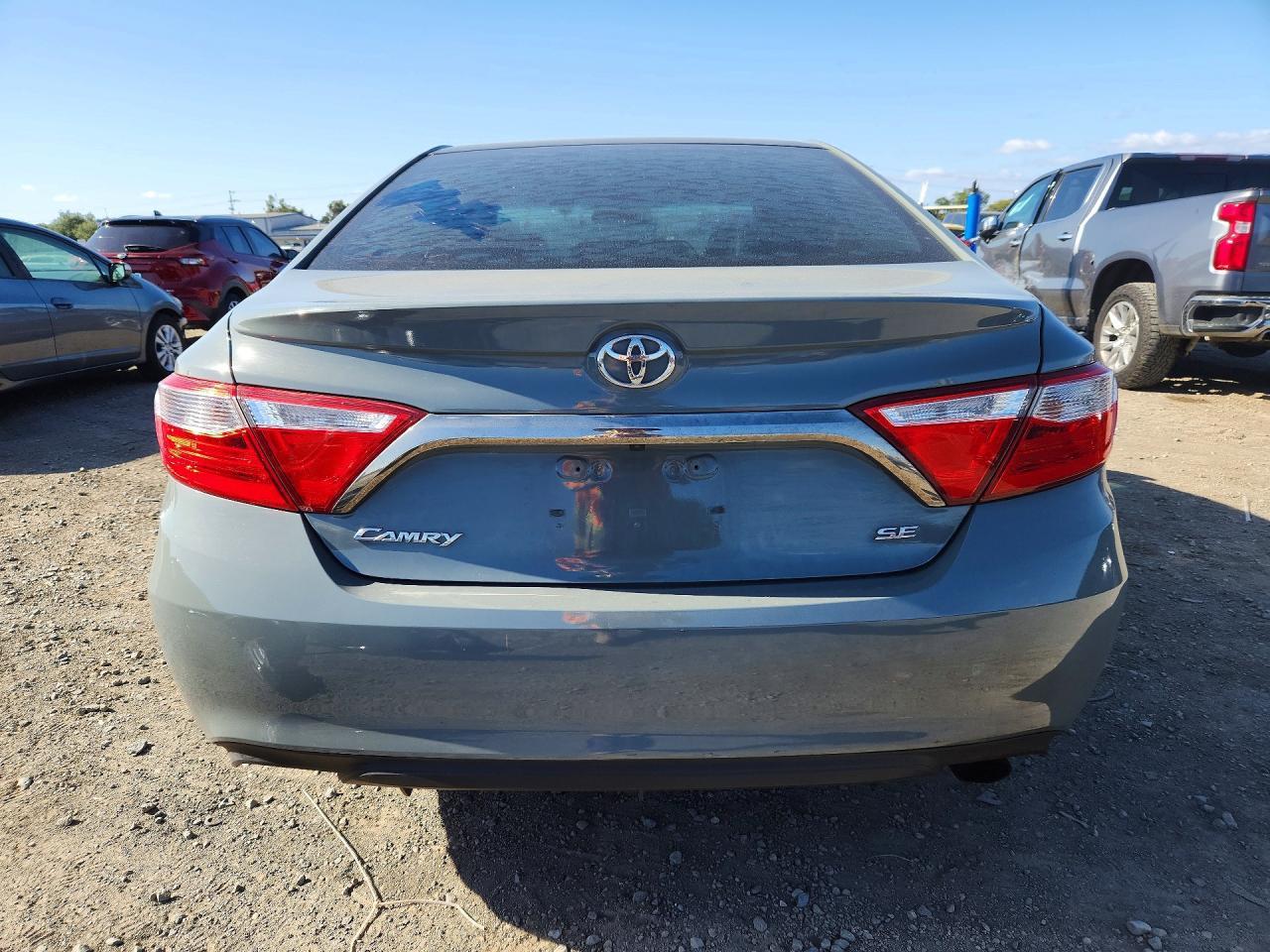 2016 Toyota Camry Se - Фото 6