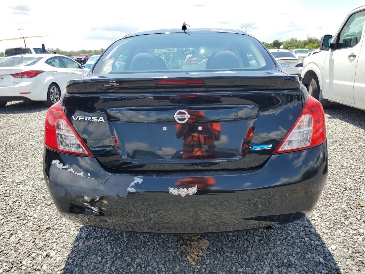 2014 Nissan Versa 1.6 S Plus - Image 6