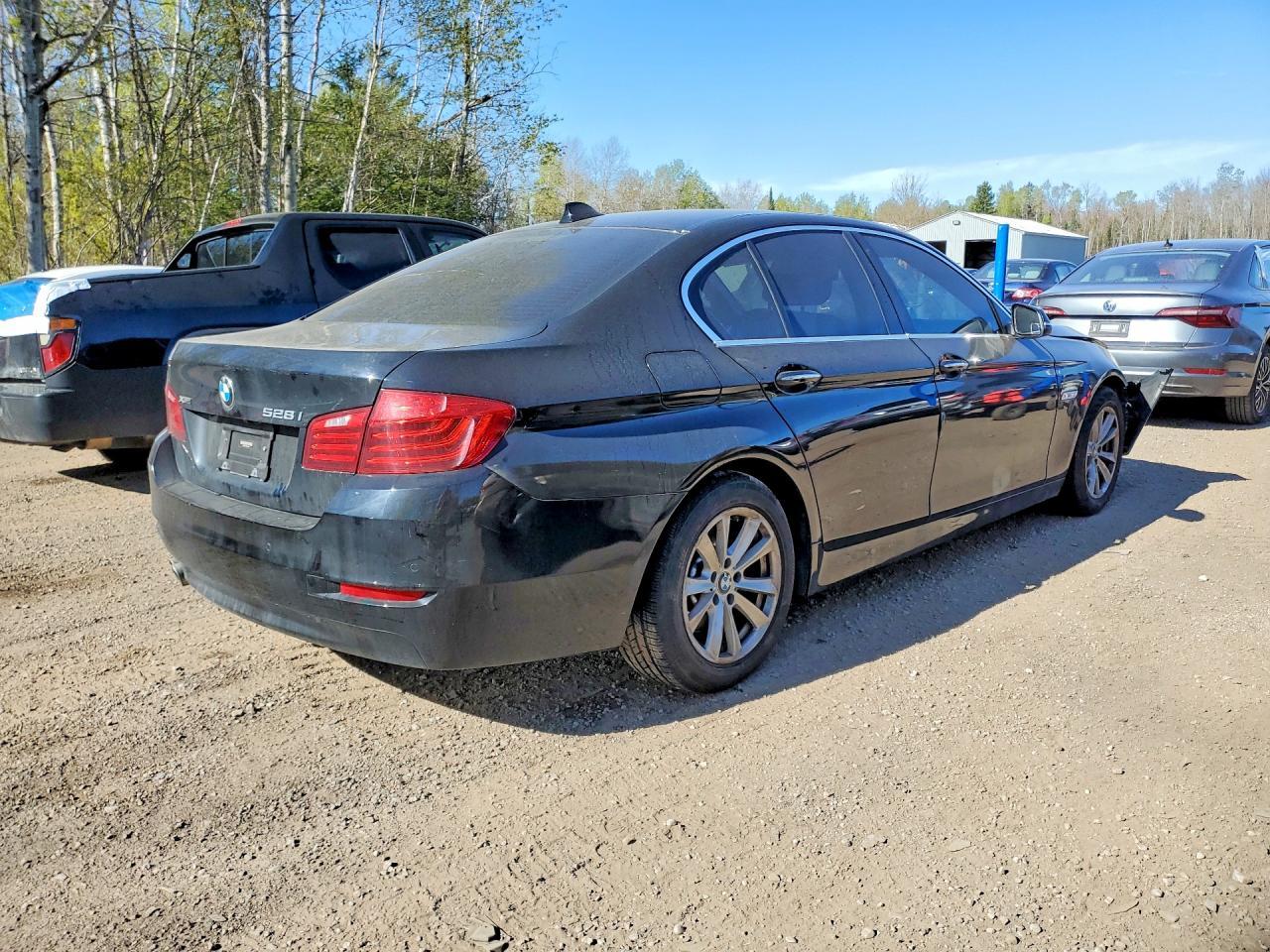 2016 BMW 528 Xi - Image 3