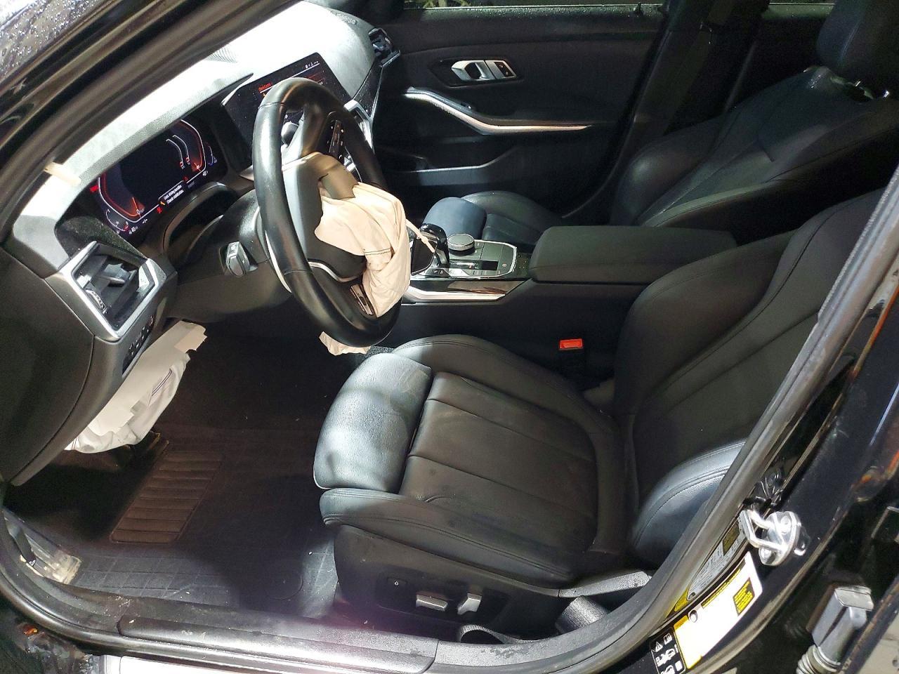 2019 BMW 330Xi - Фото 7